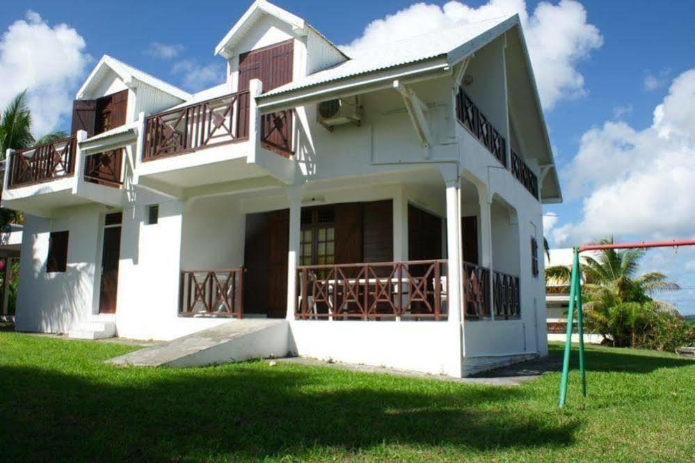 Au Jardin De Beausejour Hotel Capesterre Exterior photo